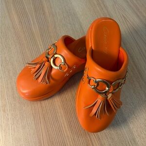 Circus by San Edelman Jinger Platform Clog